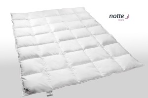 Kołdra z puchu gęsiego Notte Amore 200x220 Light